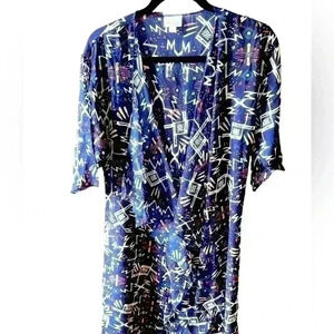 Lularoe small‎ navy blue geometric Shirley kimono with coral and yellow. NWT.